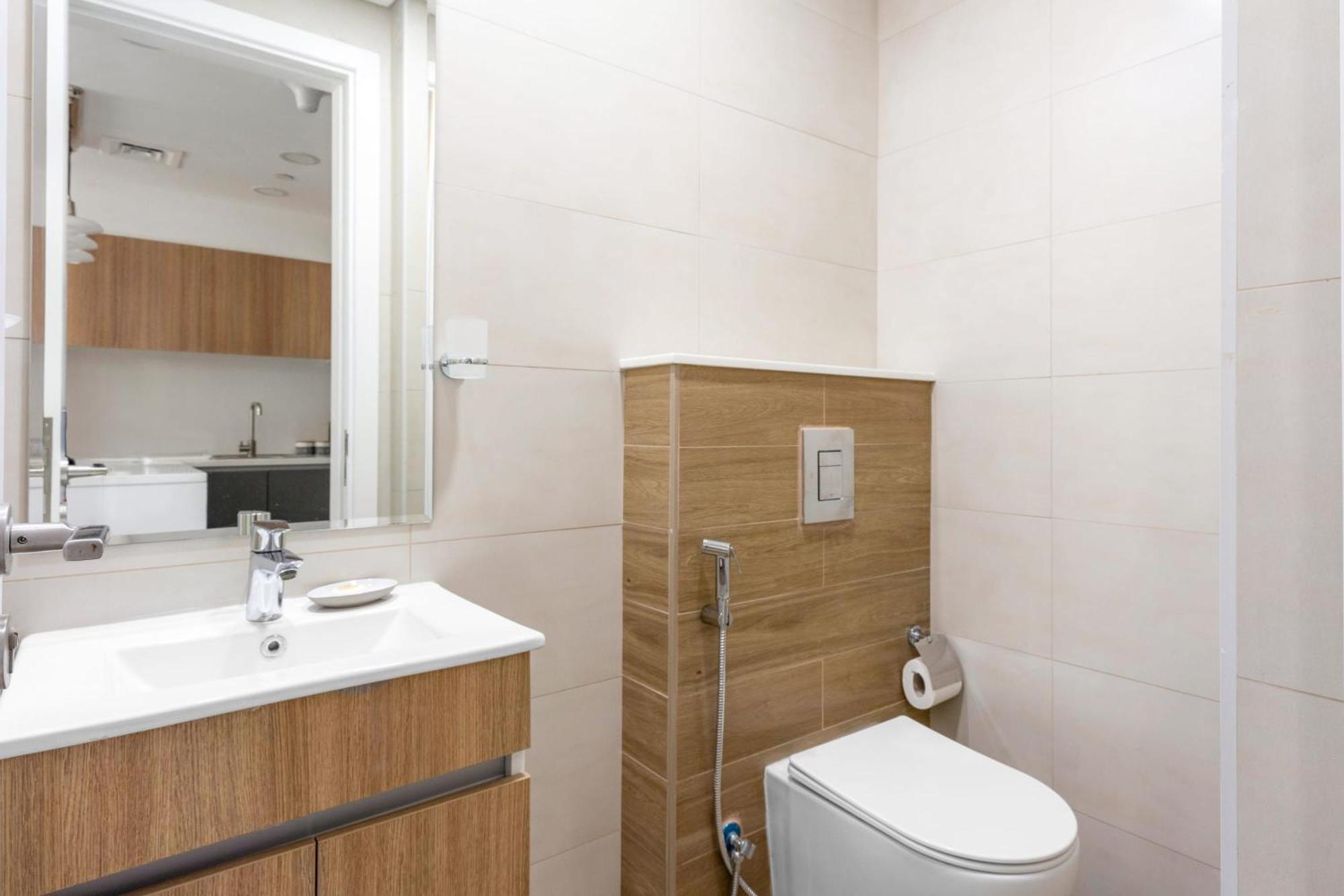 Silkhaus Modern 1Bdr In Oasis Near Masdar City Park Abu Dhabi Exterior photo